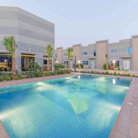 منتجع سوليس فيلا الرياض Solis Villa Resort Riyadh Exteriör bild